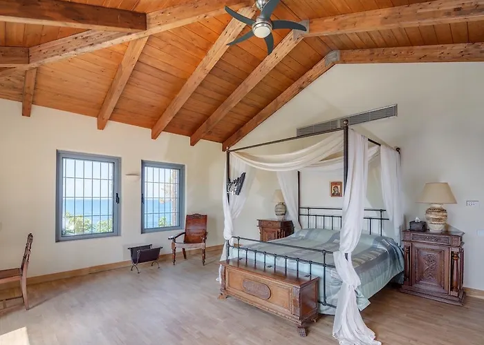 Vrysomylos Villa Vromonérion